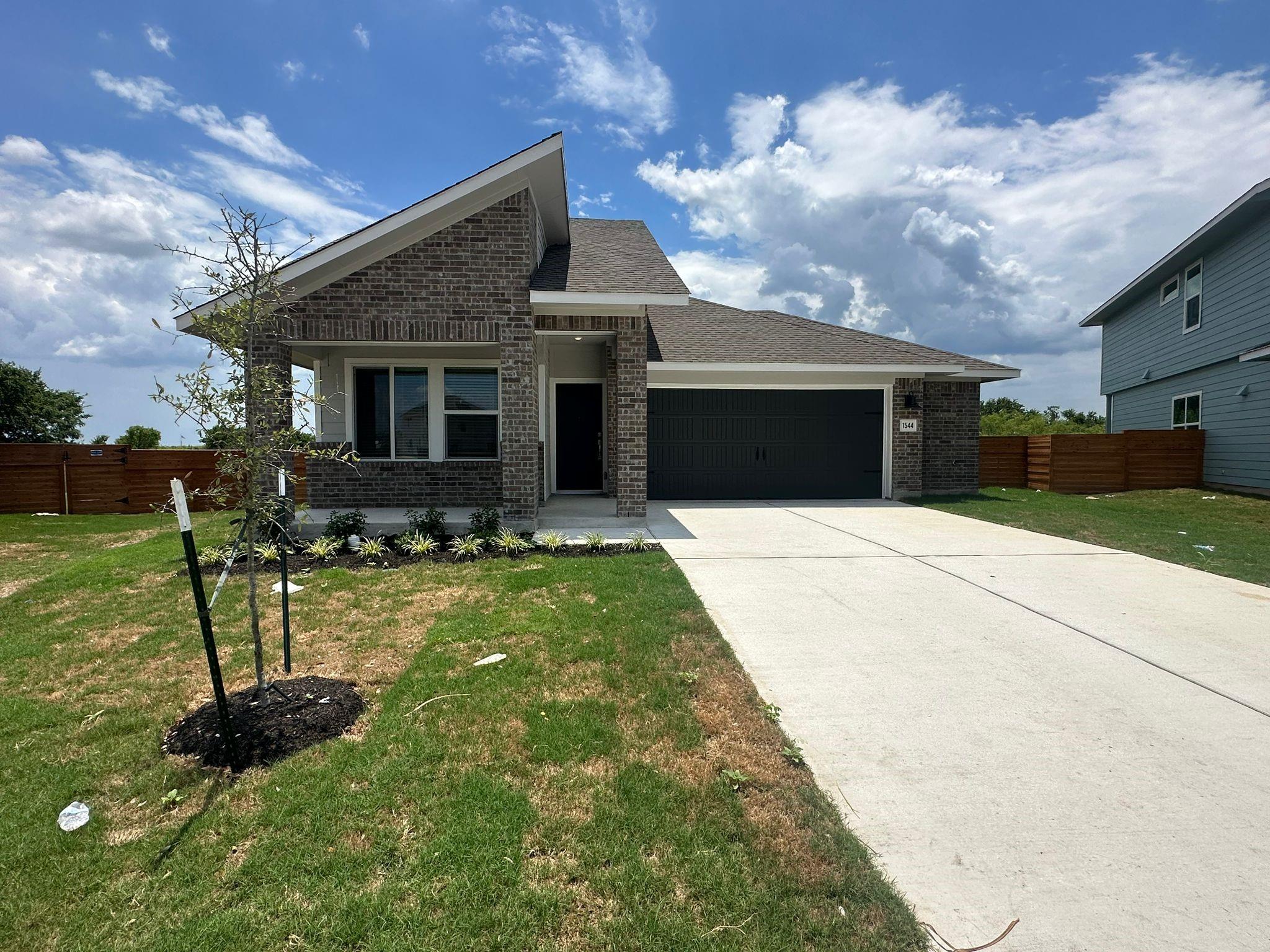 Residential Lease in Kyle
