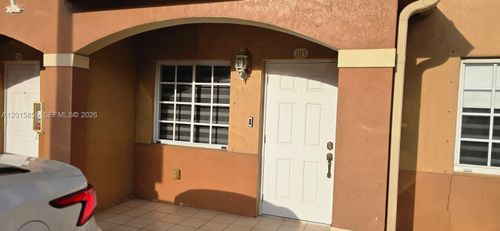 103-2461 W 76th St, Hialeah, FL, 33016-5672 | Card Image
