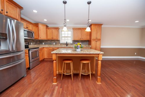 110 Allen Ct, Gaffney, SC, 29341-4874 | Card Image