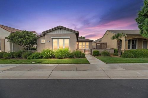 1563 Quiet Crk, Beaumont, CA, 92223-7317 | Card Image