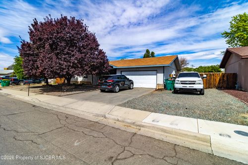 307 La Crosse Ave, Farmington, NM, 87401-3761 | Card Image