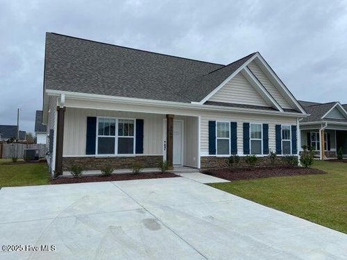 3904 Pensacola Dr, Greenville, NC, 27834-9630 | Card Image