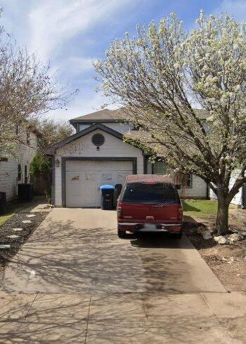 7566 Kings Trl, Fort Worth, TX, 76133-8346 | Card Image