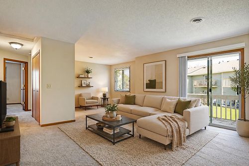 d-6240 Magda Dr, Maple Grove, MN, 55369-6468 | Card Image