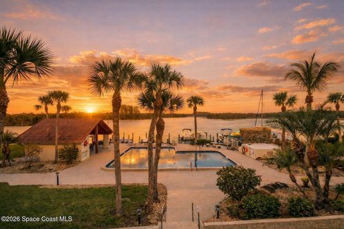 208a-p-1611 Minutemen Cswy, Cocoa Beach, FL, 32931-2063 | Card Image