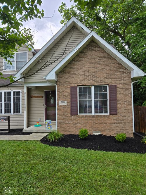 310 Tiffany Ln, North Vernon, IN, 47265-6385 | Card Image