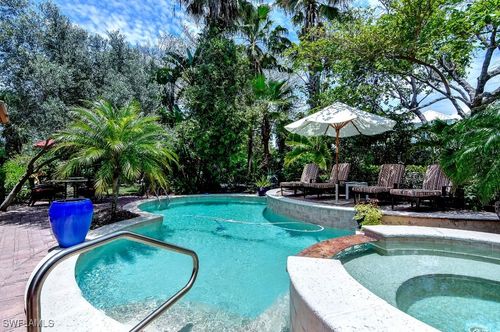 605 6th Ave N, NAPLES, FL, 34102-5506 | Card Image