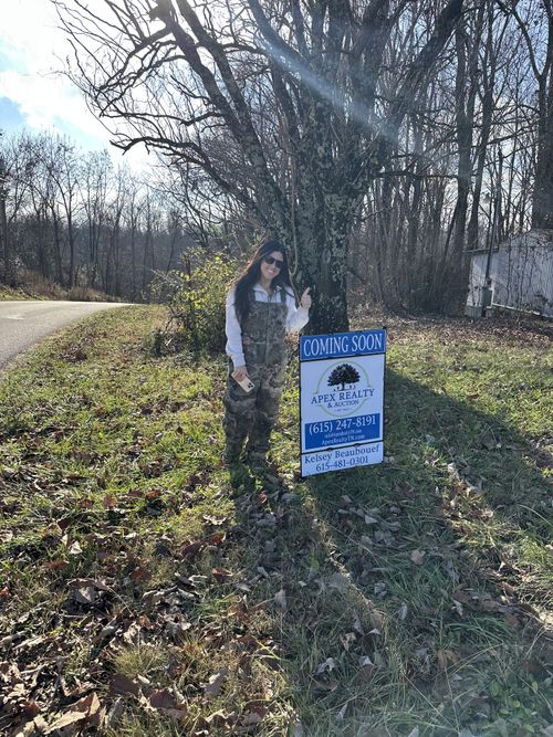 1498 Hensley Chapel Rd, Sparta, TN, 38583-4648 | Card Image