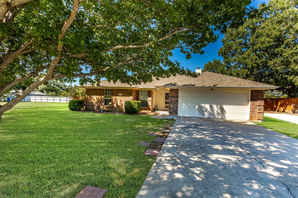 Arledge St, Azle, TX 76020