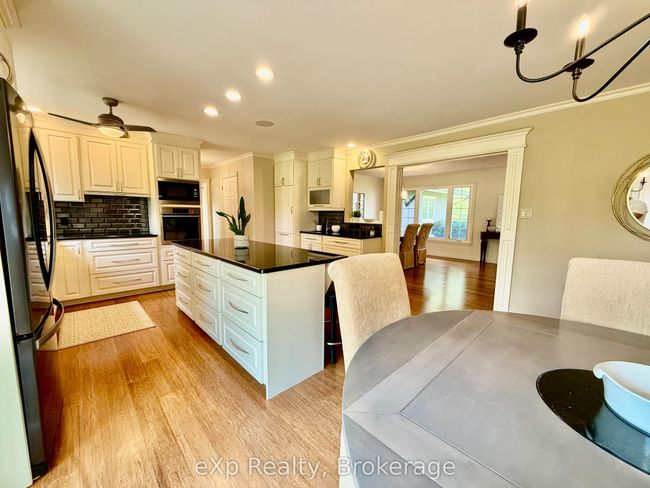 93 Sideroad 40, House other with 3 bedrooms, 4 bathrooms and 10 parking in Mildmay ON | Image 6