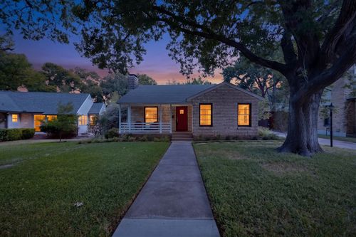 2323 Barberry Drive, Dallas, TX, 75211 | Card Image