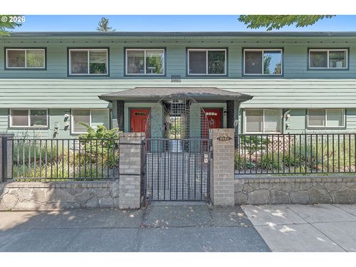 19-9333 N Lombard St, Portland, OR, 97203-2185 | Card Image