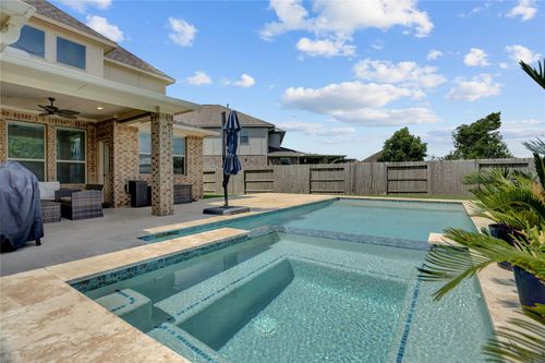 17522 Treecreeper Ln, Cypress, TX, 77433-5448 | Card Image
