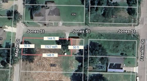 1220 Maple St, Bonham, TX, 75418-2945 | Card Image