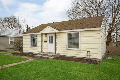 2307 W Rowan Ave, Spokane, WA, 99205-5760 | Card Image