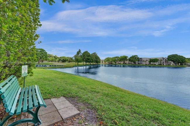 APT-103 - 1520 Whitehall Dr, Condo with 2 bedrooms, 2 bathrooms and null parking in Davie FL | Image 30