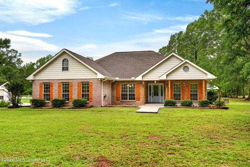 17 Jm Carnell Rd, Poplarville, MS, 39470-9008 | Card Image