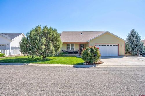 617 Apple Dr, Cortez, CO, 81321-4060 | Card Image