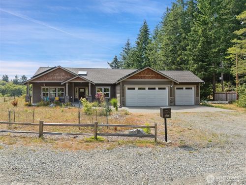 1738 Lilypad Pl E, Port Orchard, WA, 98366-8186 | Card Image