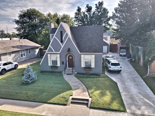 1139 Gary Pl, Tulsa, OK, 74104-4142 | Card Image