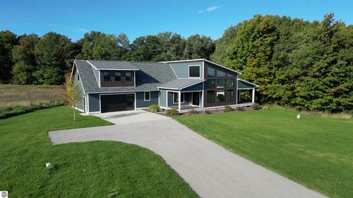 4683 E Water View Dr, Lake Leelanau, MI, 49653-8432 | Card Image