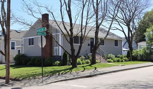 115 Bunker Hill Ln, Quincy, MA, 02169-6135 | Card Image