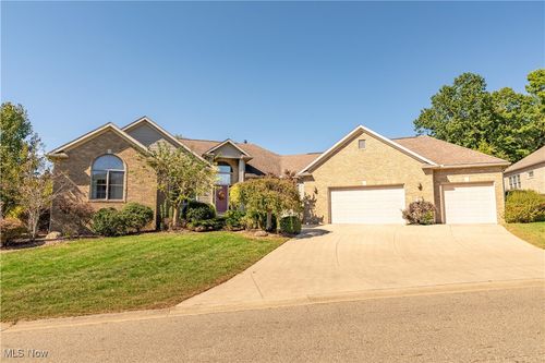 3051 Blue Ash Ave Nw, Canton, OH, 44708-5964 | Card Image