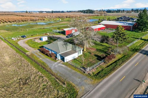 10093 Wiseacre Ne Ln, Aurora, OR, 97002 | Card Image