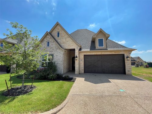 2405 Vineyard Dr, Granbury, TX, 76048-1494 | Card Image