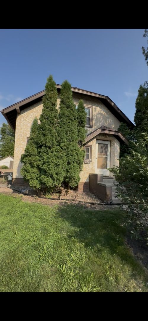 208 Park Avenue Nw, Silver Lake, MN, 55381 | Card Image