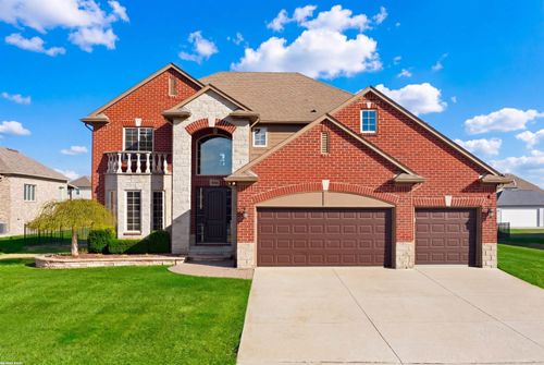 18081 25 Mile Rd, Macomb, MI, 48042-1758 | Card Image