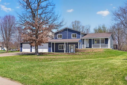 22045 Elston Ave, Forest Lake, MN, 55025-5505 | Card Image