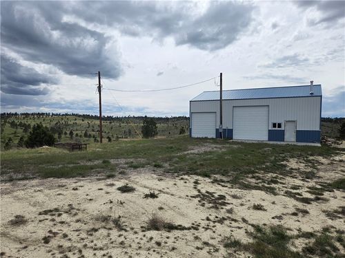 17 Grassland Way, Roundup, MT, 59072-6647 | Card Image