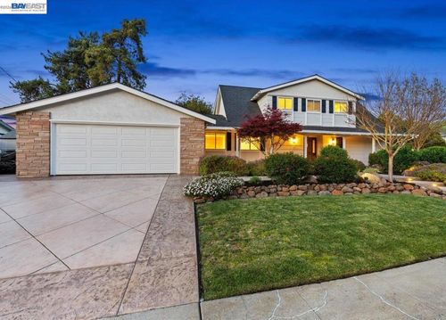 147 Winged Foot Pl, San Ramon, CA, 94583-3924 | Card Image