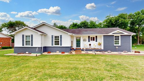387 Caldwell Dr, Goodlettsville, TN, 37072-3456 | Card Image
