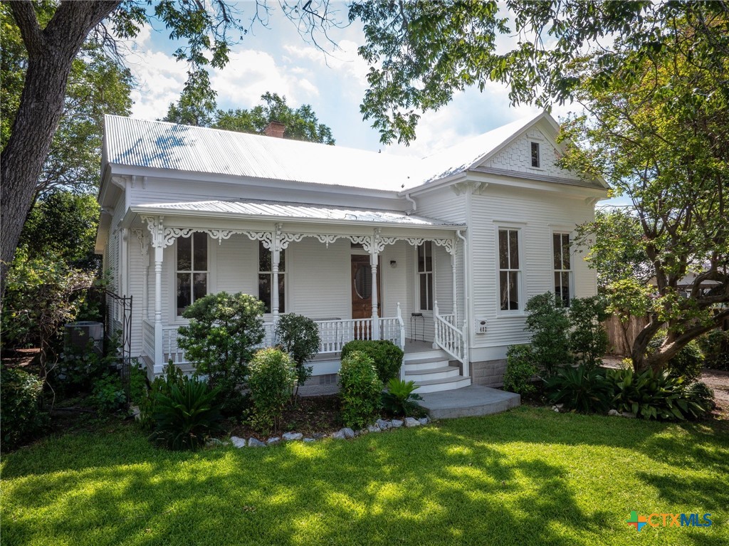 Willow Ave, New Braunfels, TX 78130