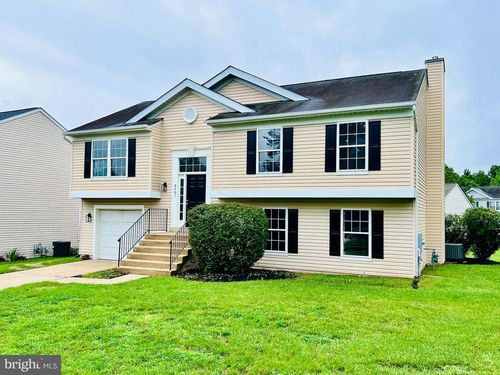8407 Lenaskin Ln, DISTRICT HEIGHTS, MD, 20747-2582 | Card Image