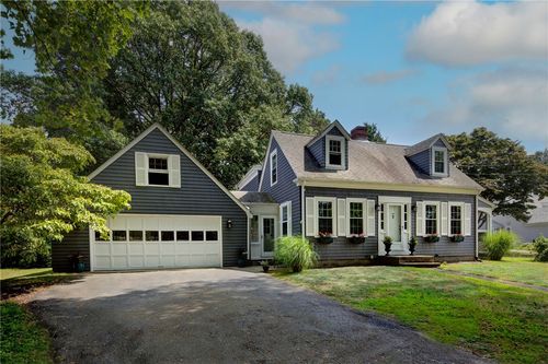 19 Harborview Ave, Bristol, RI, 02809-1708 | Card Image