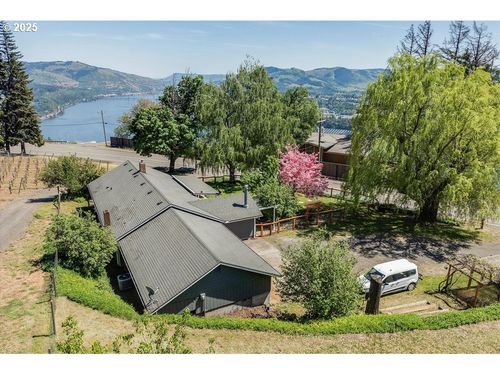 11081 Cook Underwood Rd, Underwood, WA, 98651-9116 | Card Image