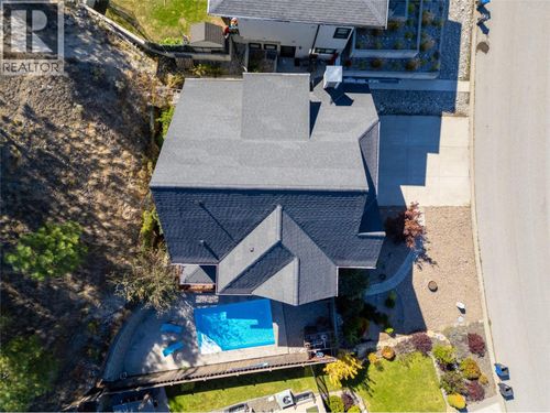 2478 Evergreen Dr, Penticton, BC, V2A9C7 | Card Image