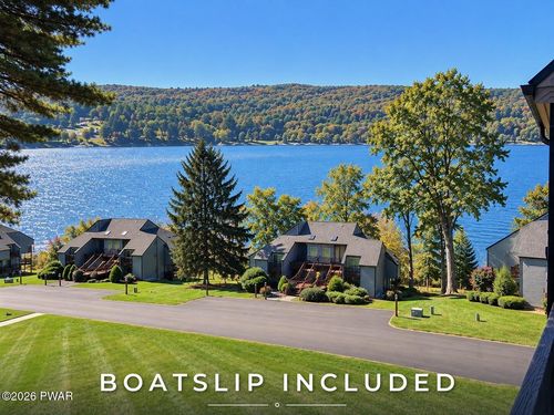 g3-111 Green Cir, Paupack, PA, 18451-7808 | Card Image