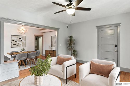 apt-4-3830 Cass St, Omaha, NE, 68131-1850 | Card Image