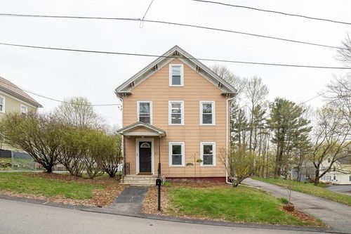 4 Brown St, Spencer, MA, 01562-1702 | Card Image