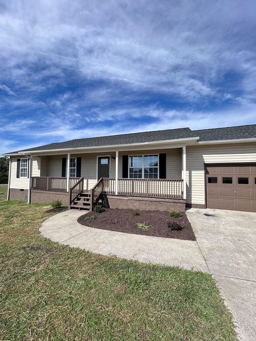 2360 Mcentire Cir, Chatsworth, GA, 30705-3400 | Card Image