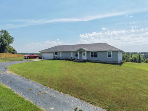 920 Meadow View Rd, Ozark, MO, 65721-7525 | Card Image