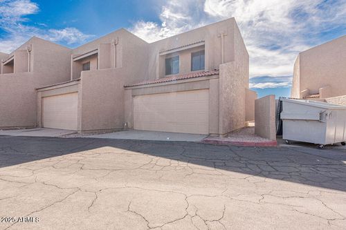 7434 N 44th Dr, Glendale, AZ, 85301-2231 | Card Image