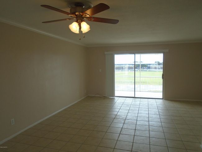 45 - 402 School Rd, Condo with 2 bedrooms, 2 bathrooms and null parking in Indian Harbour Beach FL | Image 4