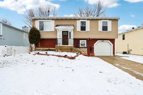 1845 Walden Cir, Aurora, IL, 60506-1200 | Card Image