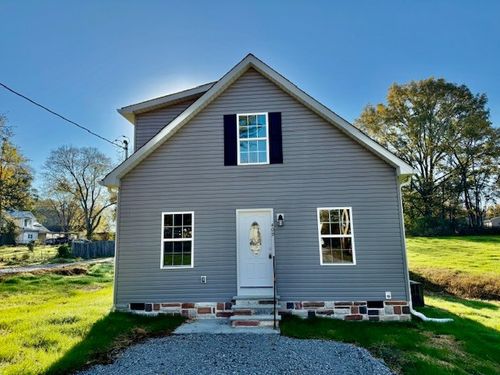 409 W Decherd St, Tullahoma, TN, 37388-3419 | Card Image