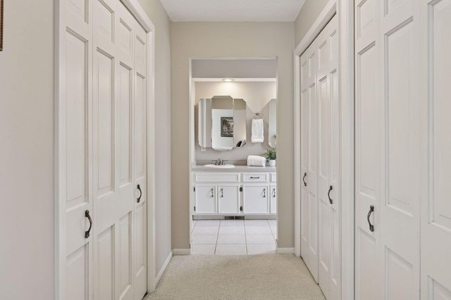Primary bedroom closets | Image 23